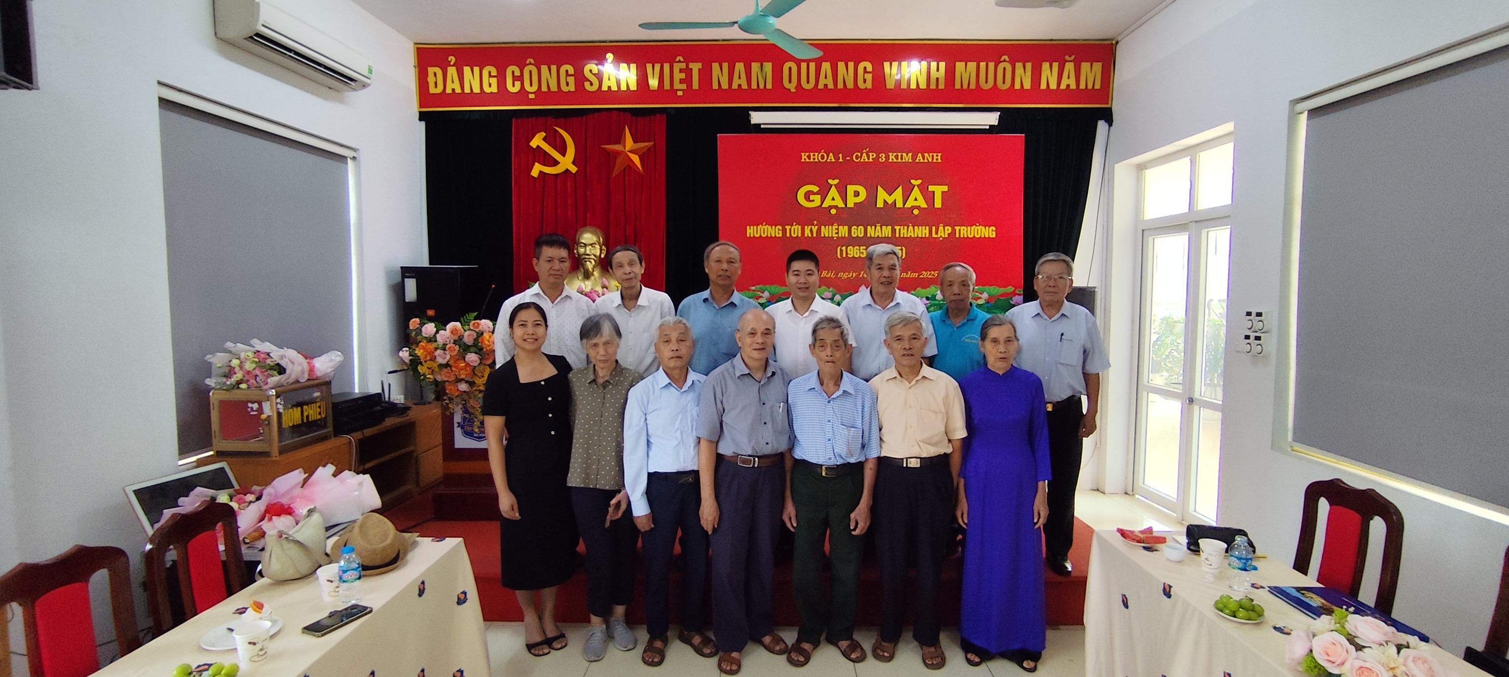 Cựu Học Sinh Khóa 1 THPT Kim Anh: Về Với Mái Trường Xưa, Thắp Lửa Cho Lễ Kỷ Niệm 60 Năm